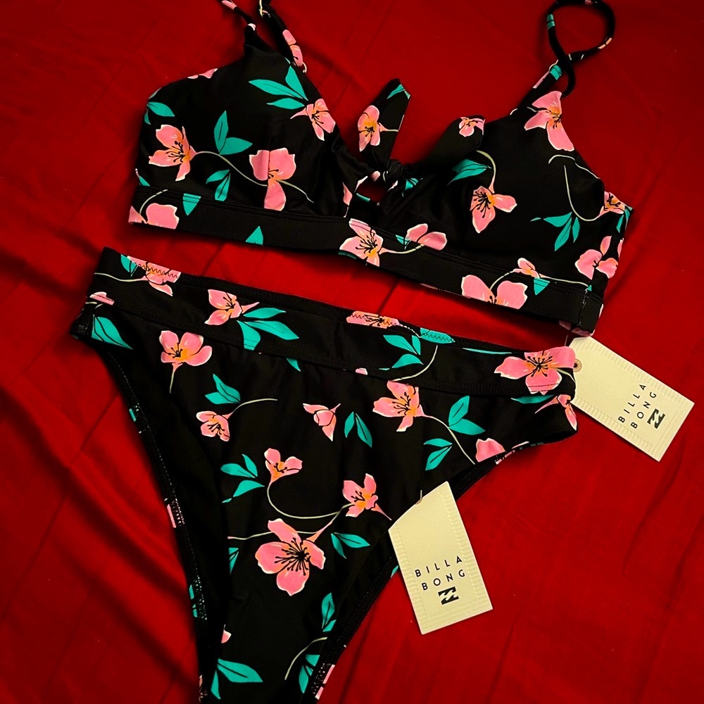 Night Out Cami Maui Rider Bikini Set - Picture 7 of 9